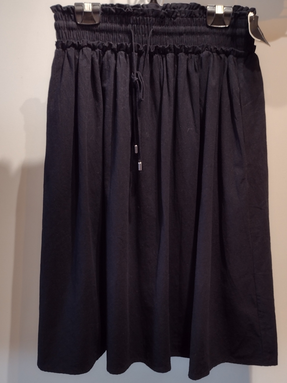 NWT Black Cotton Tie & Elastic Waist Pleated Midi Skirt (M)
